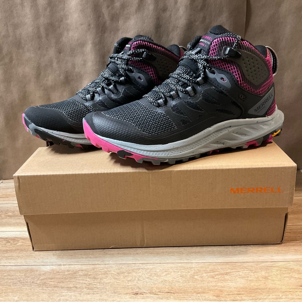 Women’s Merrell Antora 3 Mid WP Boots Black Fuchsia 6 M Hiking Shoes Sneakers
